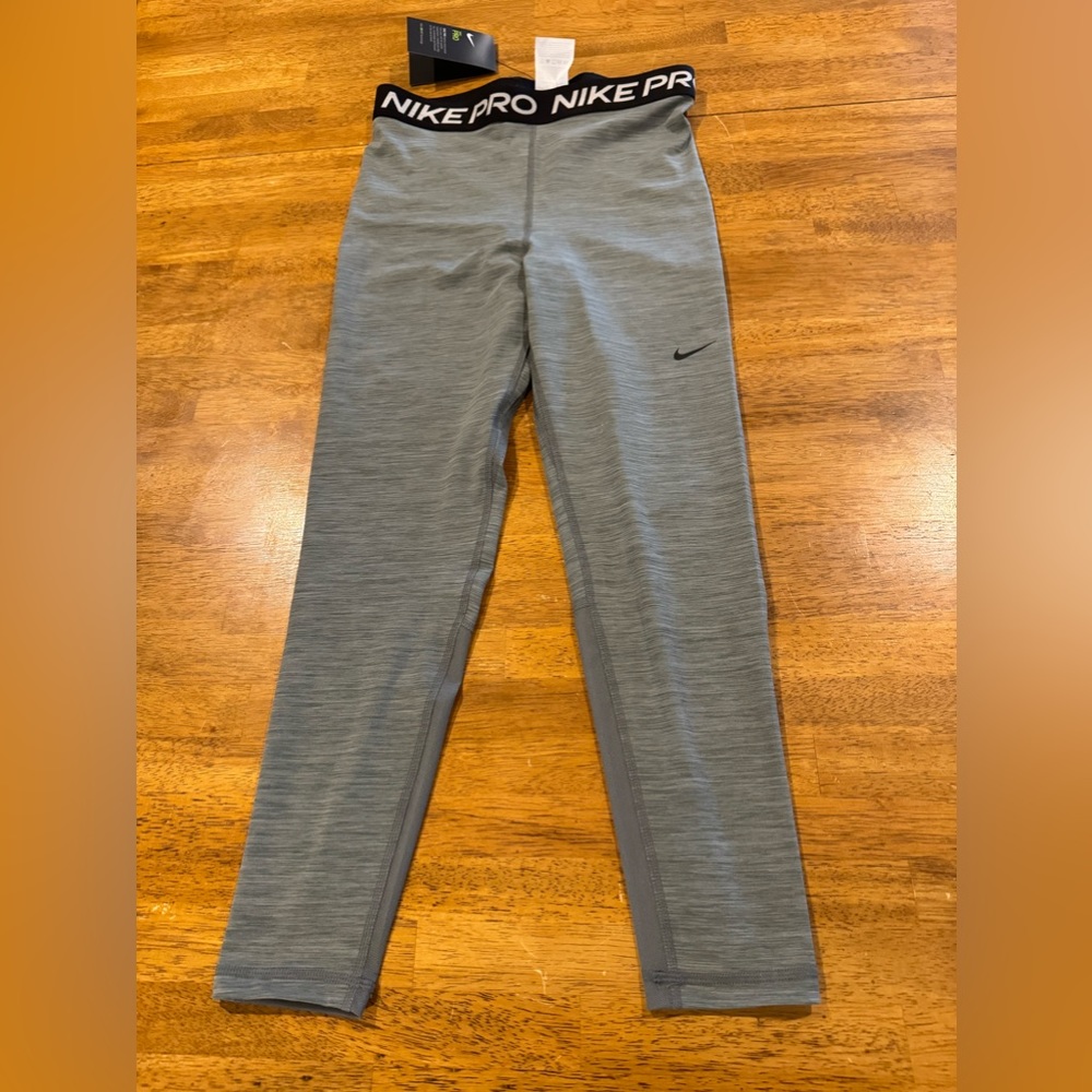Nike Pro Tight Fit Women's High-Rise Gray Leggings DA0483 084 New With Tags